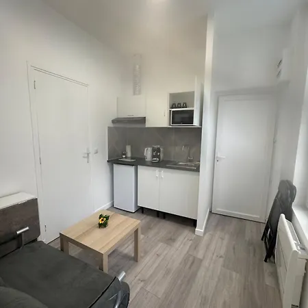 Lune Argentée - Centre Ferrand Appartement *