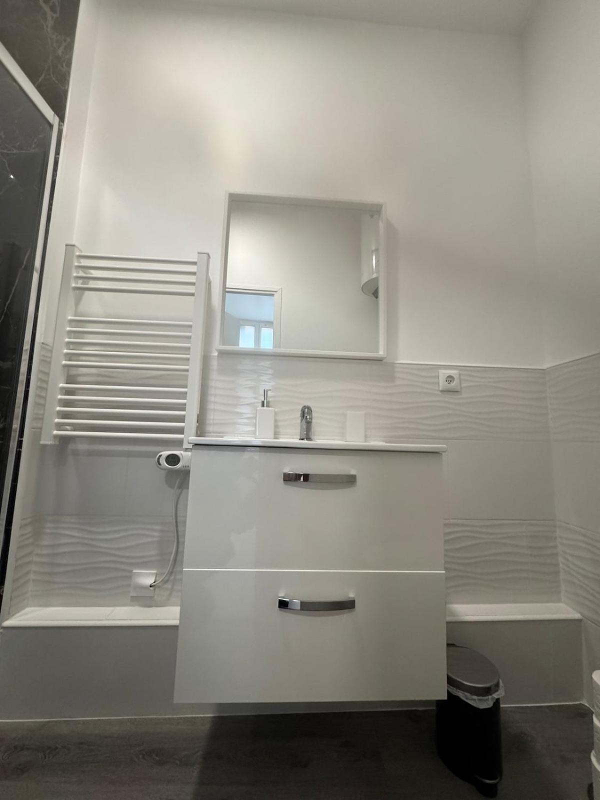 Lune Argentee - Centre Ferrand *